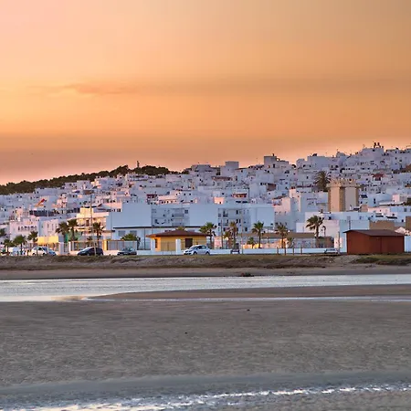 Nazareno Solo Familias Y Parejas * Conil De La Frontera
